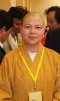 佛教史上第一位比丘尼是谁