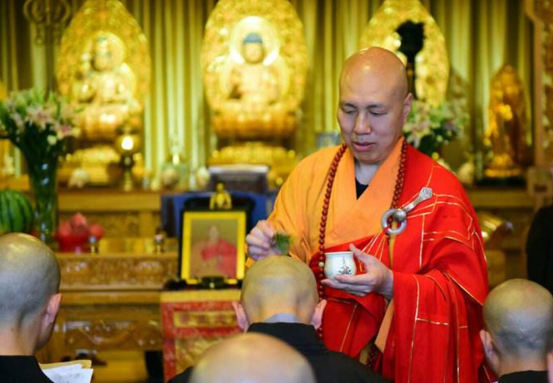灌顶——藏传佛教中最重要、最基本的宗教仪式