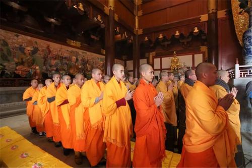 北传佛教与南传佛教有什么区别？